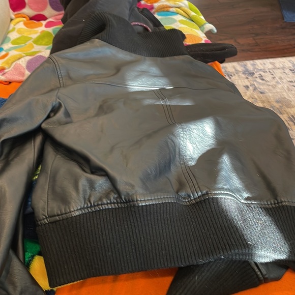 New York and Co. bomber Jacket - Picture 4 of 4